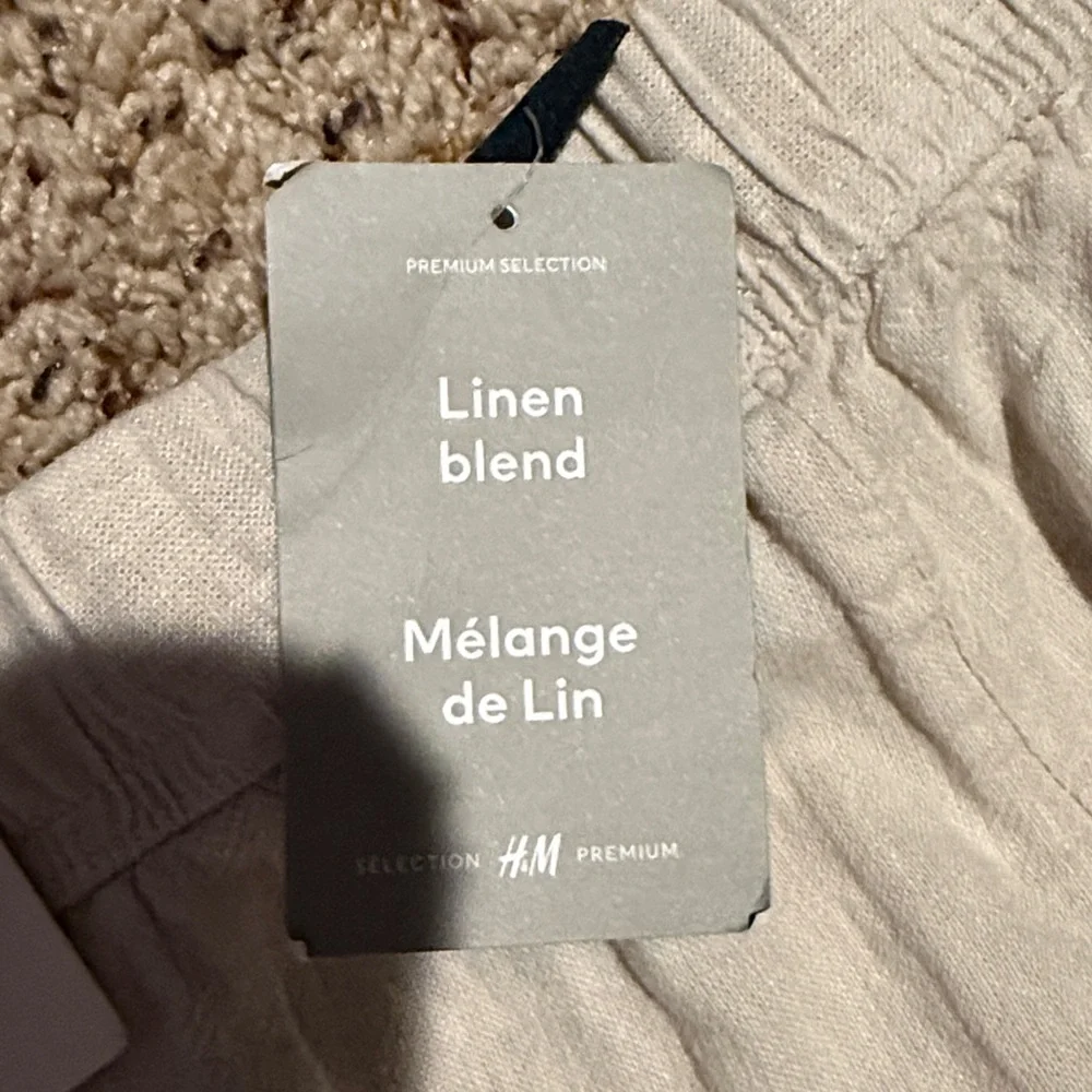 H&M nwt… elastic